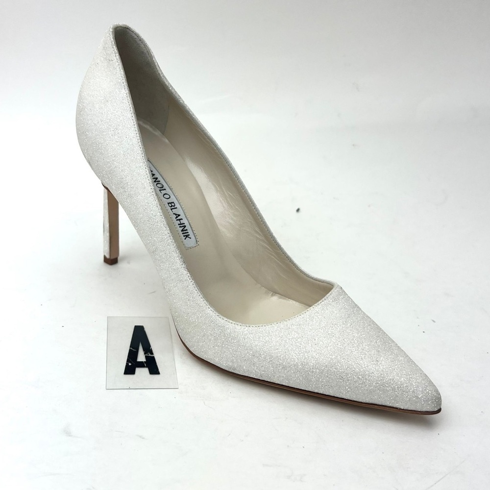 MANOLO BLAHNIK White glitter BB pumps sz 8